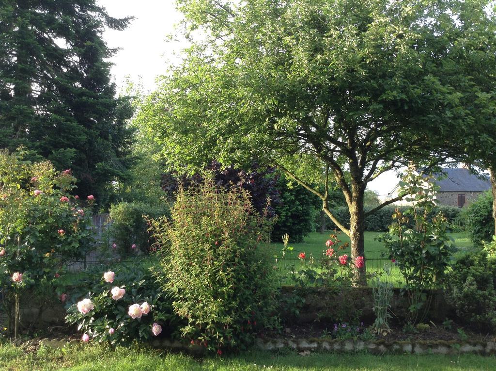 Kirribilli Bed and Breakfast Pleine-Fougères Exteriör bild